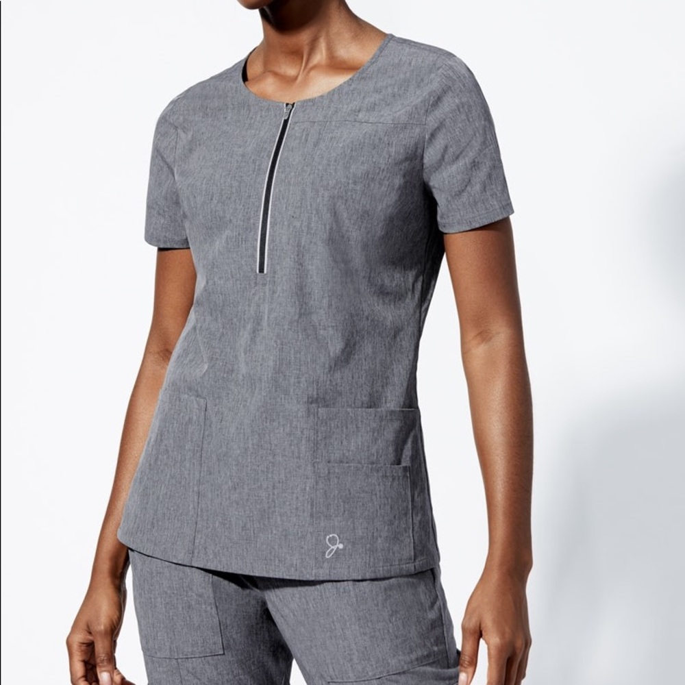 Jaanuu Dash Half-zip top in Heathered Gray